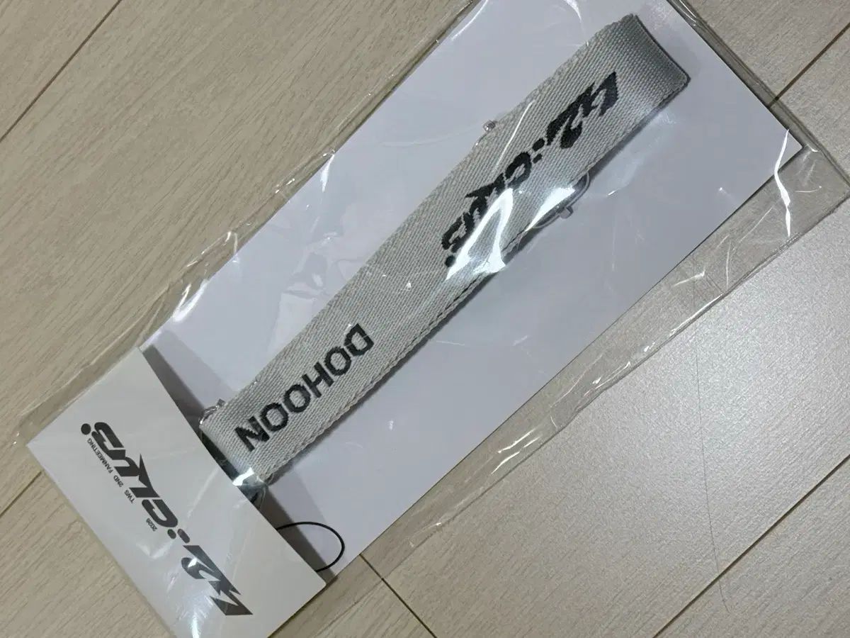 ツアーファンミーティンググッズ帽子ストラップまとめ