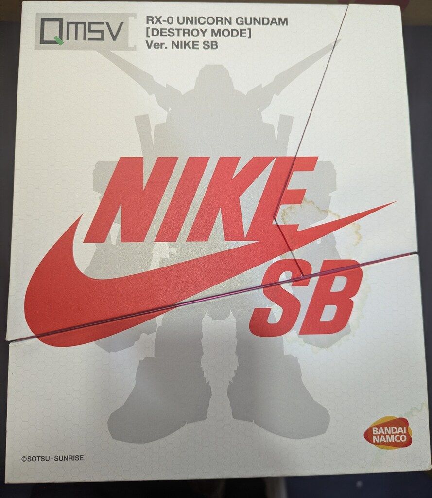 バンダイ RX-0 UNICORN GUNDAM DESTROY MODE Ver NIKE SB