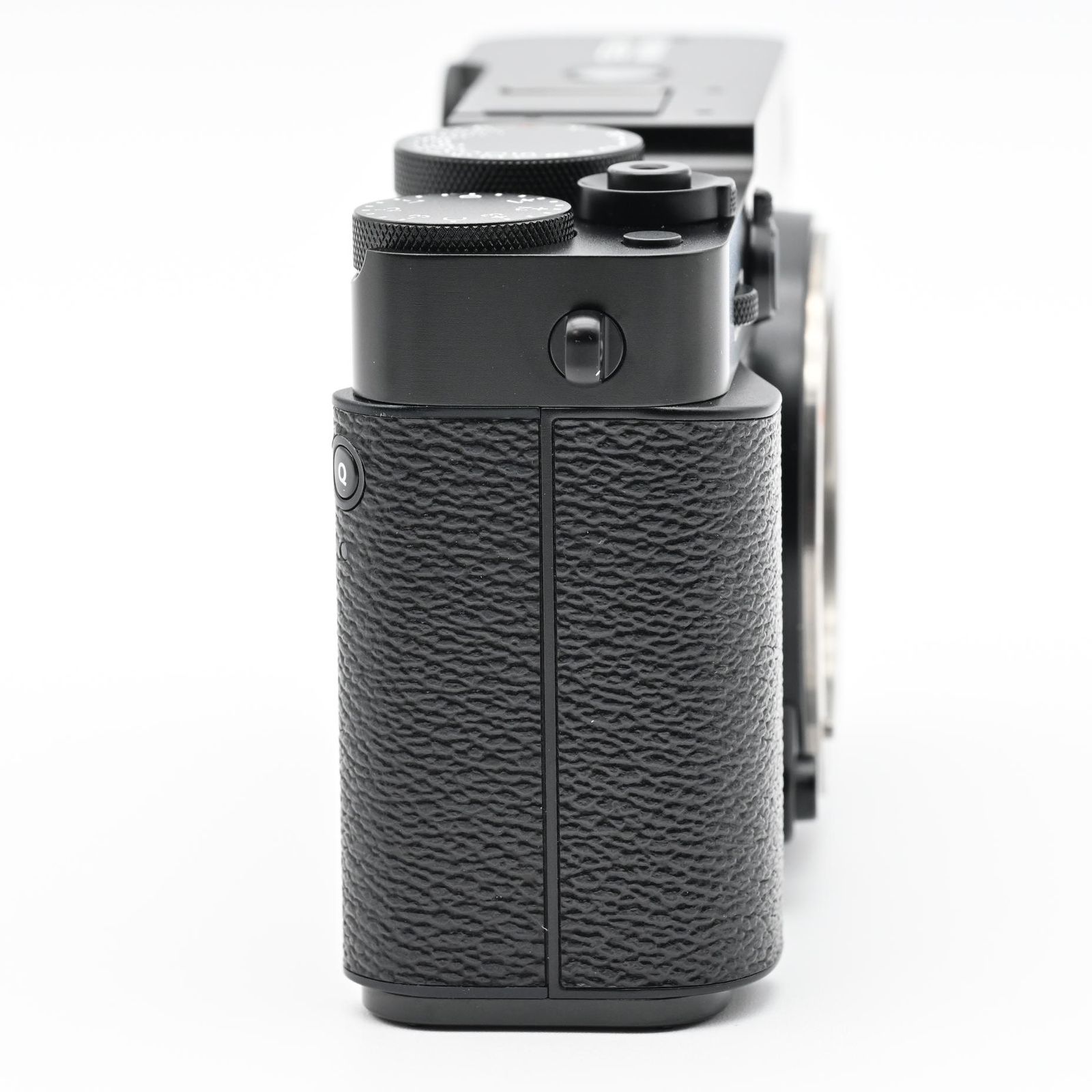 FUJIFILM X-E5 ボディ ブラック ショット数 1781回 極上品 - メルカリ