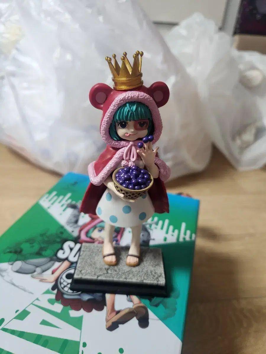SUGAレジンONE PIECEフィギュア