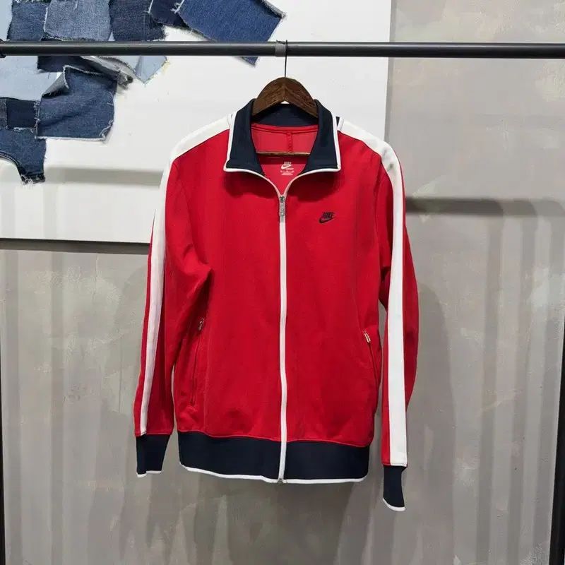 (105) NIKE オールドスクール 袖ライン ジャージ ジップアップ トラックジャージ ジャケット