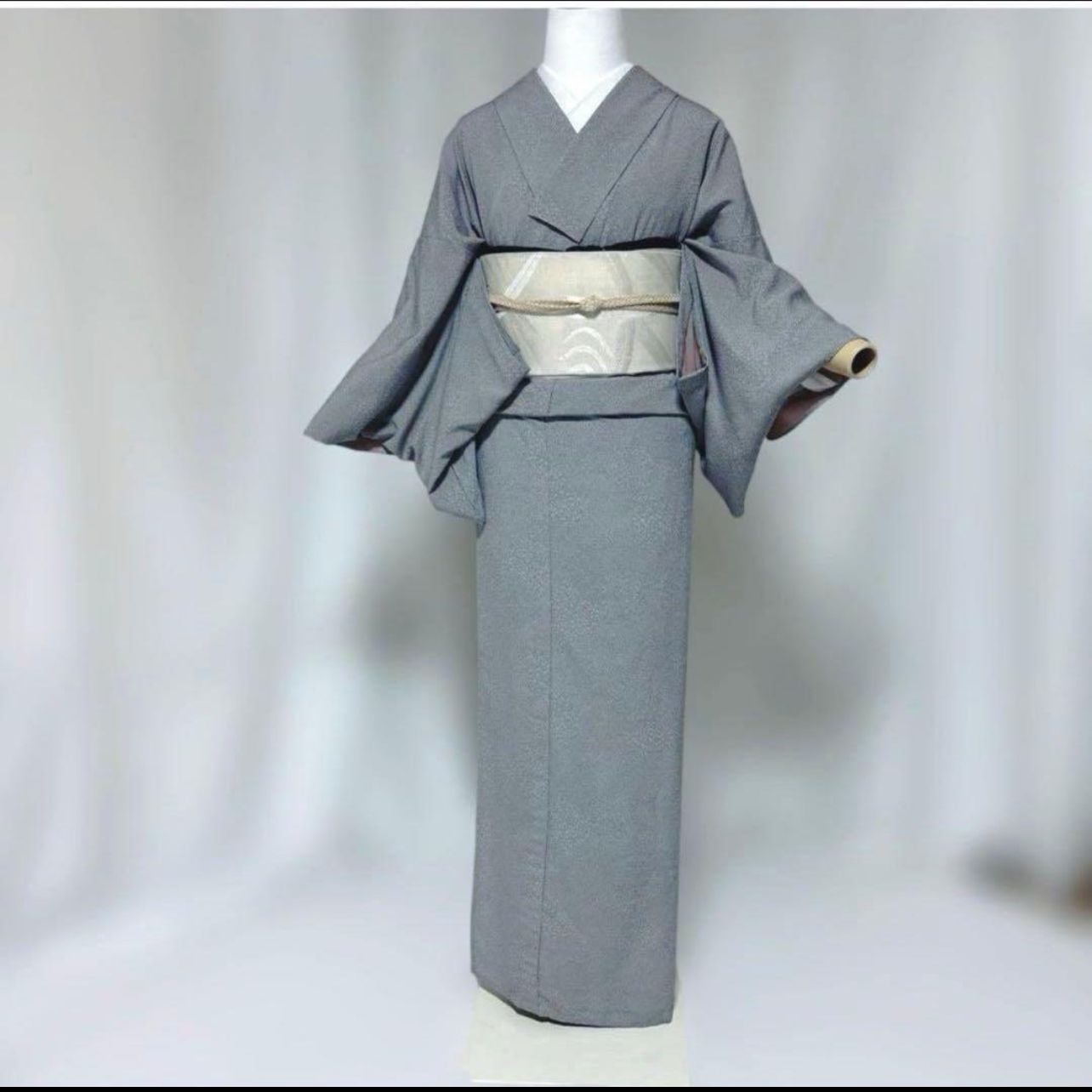 極美品 東レシルック 単衣 江戸小紋 フルセット 灰青 上質縮緬　洗える高級着物 極美品 東レシルック 単衣 江戸小紋 フルセット 灰青 上質縮緬 洗える