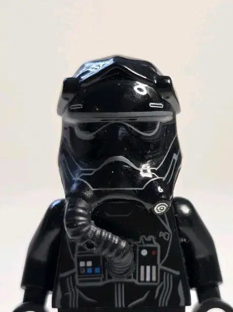 最新作，本物保証 LEGO スター・ウォーズ TIE ファイター パイロット