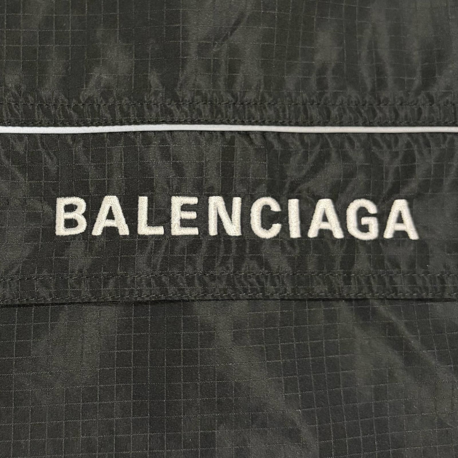 BALENCIAGA/L (48) /ブラック /ナイロンジャケット /型番556229 - メルカリ