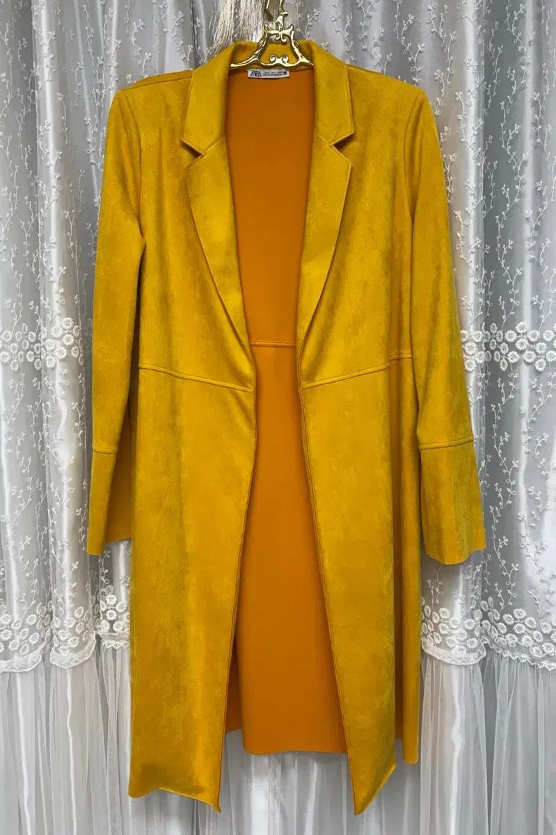 新品/半額送料込み) ZARA ザラ マスタード イエロー スウェード オープン ロング ジャケット