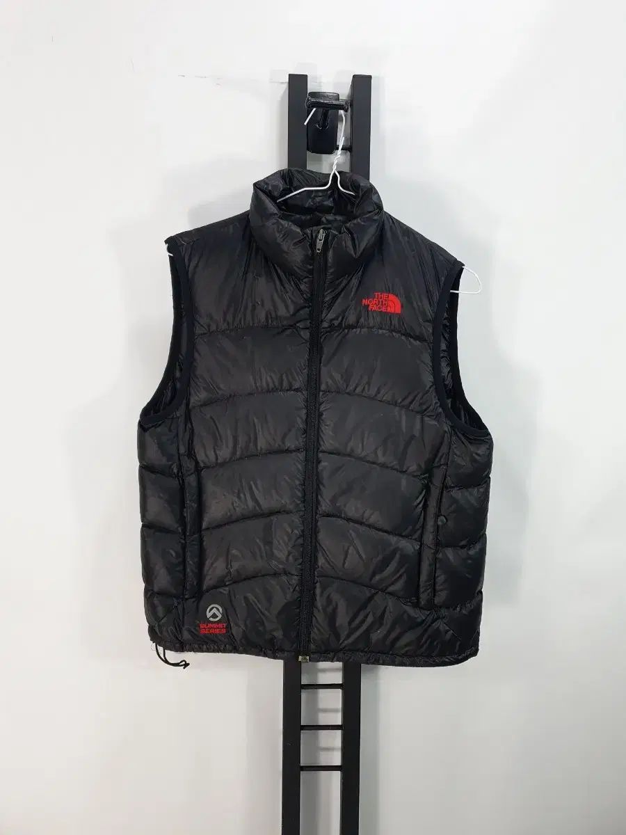 THE NORTH FACE ザノースフェイス ダウン ベスト サミットシリーズ アコンカグア ダウン ベスト ブラック s