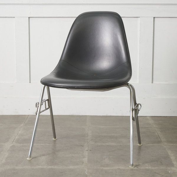 Herman Miller イームズ サイドシェルチェア ヴィンテージ スタッキングベース FRP Eames 椅子 ハーマンミラー ビンテージ 名作 97490