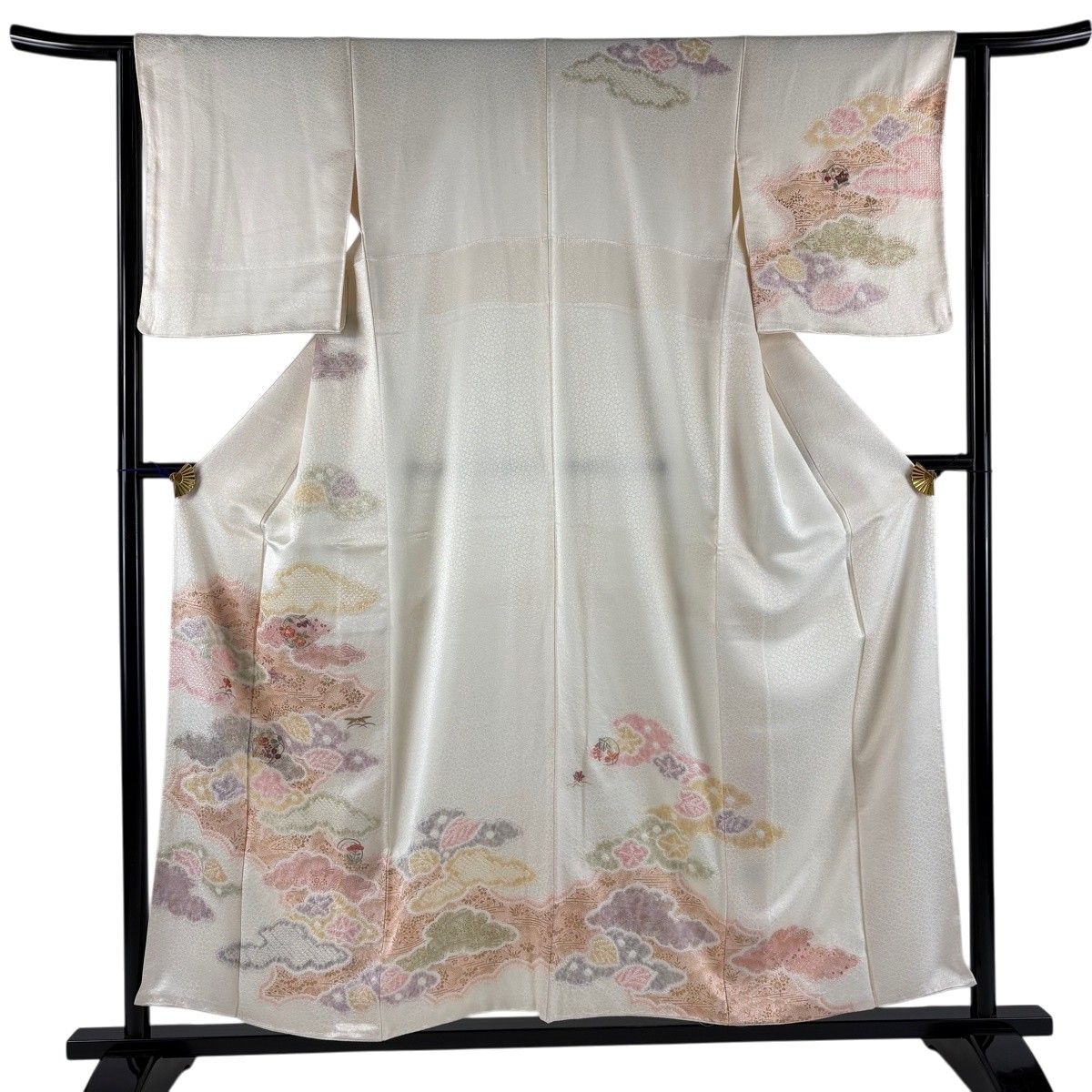 【美品】 訪問着 身丈155cm 裄丈62.5cm S 袷 花丸文 雲文 刺繍 絞り クリーム 正絹 名品 【中古】