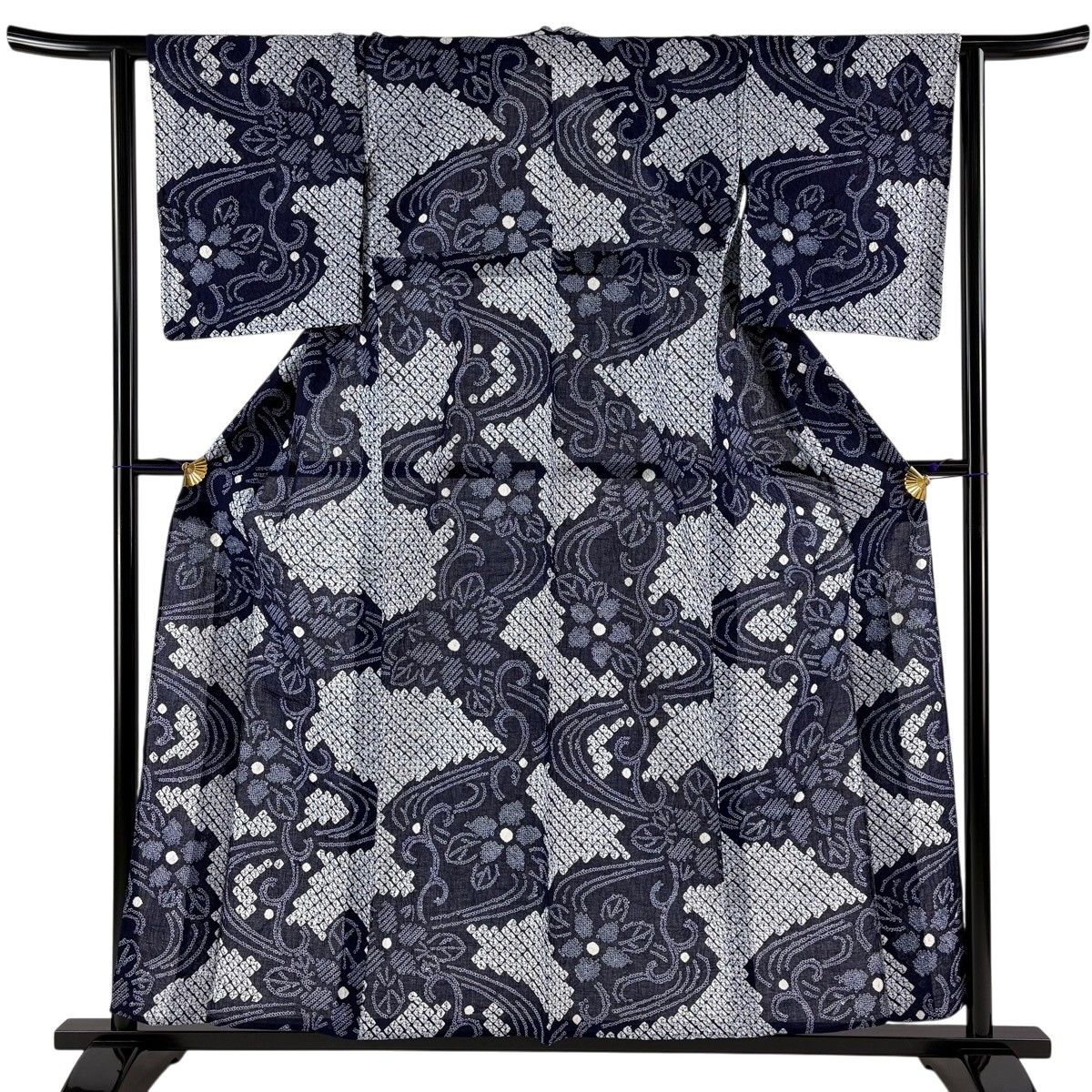 【美品】 浴衣 身丈156.5cm 裄丈63cm S 絞り浴衣 花唐草 流水 紺色 綿 名品 【中古】