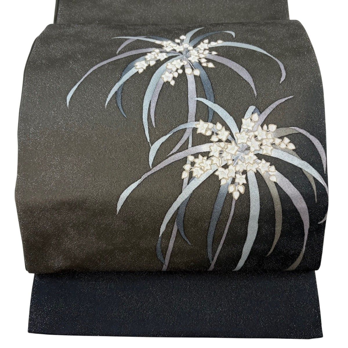 【美品】 袋帯 名品 草花 銀通し 金彩 茶緑色 お太鼓柄 正絹 【中古】