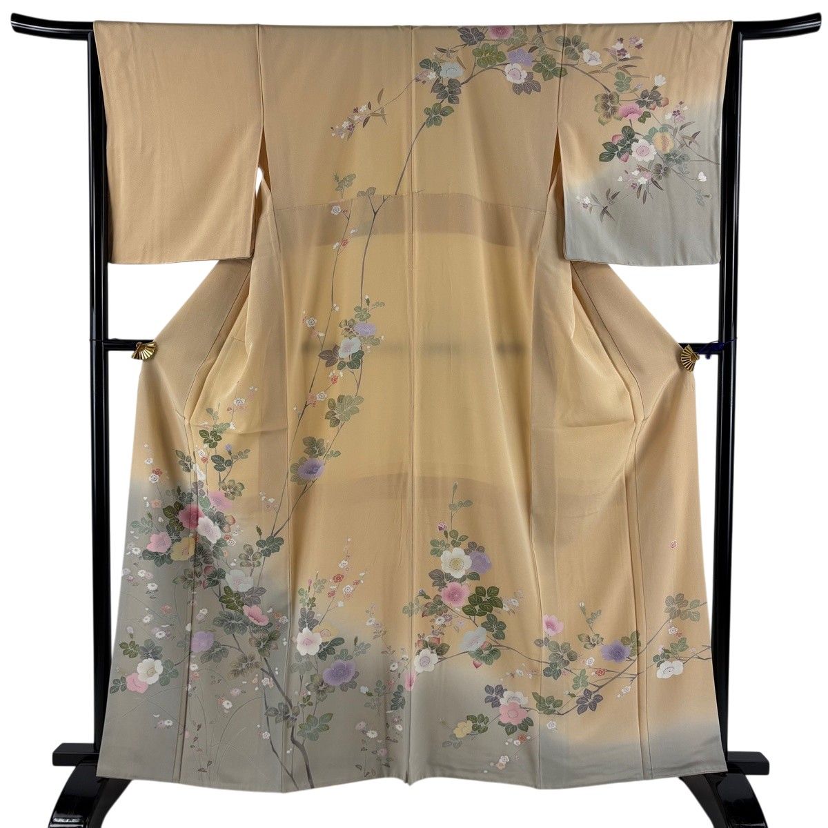 【美品】 訪問着 身丈162cm 裄丈65cm M 袷 落款 枝花 染め分け ぼかし 薄オレンジ 正絹 秀品 【中古】