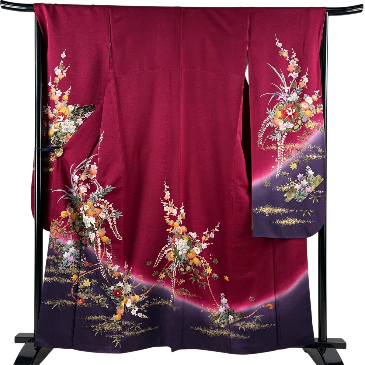 【美品】 振袖 身丈161cm 裄丈65.5cm M 袷 花車 花筏 金彩 染め分け えんじ色 正絹 秀品 【中古】