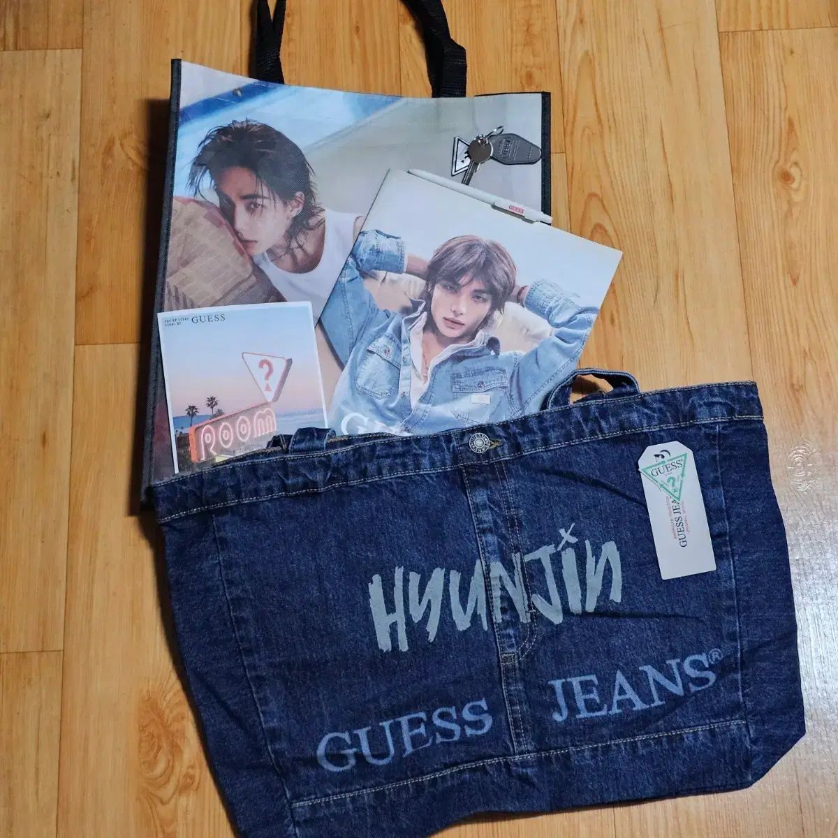 未使用 ヒョンジン(HYUNJIN) GUESS 聖水 ポップアップ フルセット