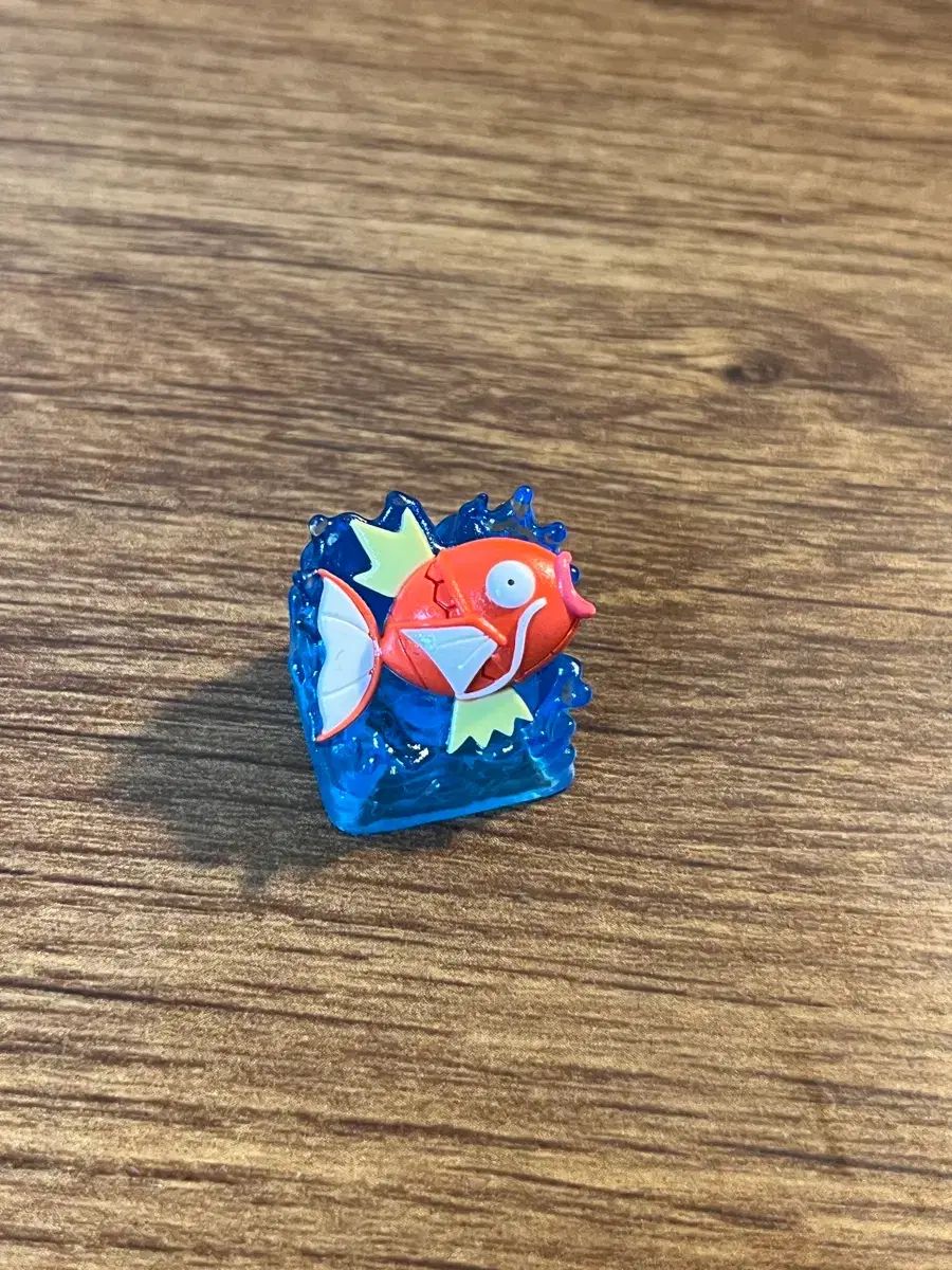 ポケットモンスター 잉어킹 キーキャップ メス
