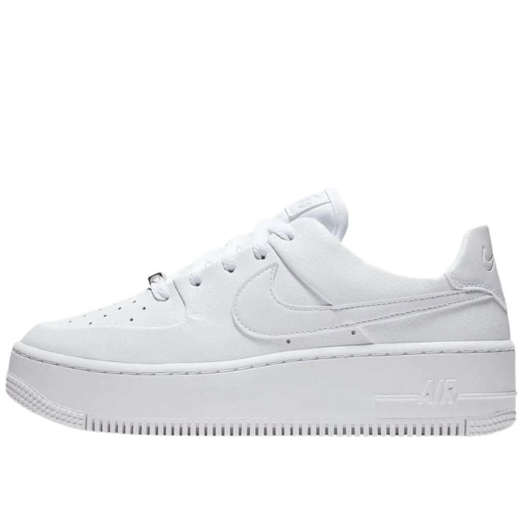 【新品・未使用】NIKE AIR FORCE 1 SAGE LOW TRIPLE WHITE エア フォース 1 セージ ロー トリプル ホワイト 白 ナイキ スニーカー メンズ レディース ar5339100n