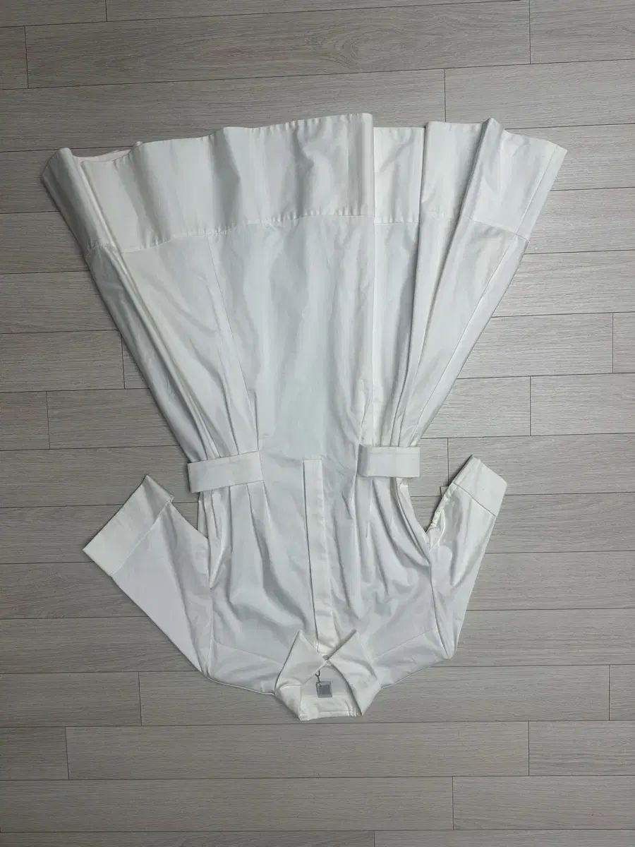 (ELEVEN) 白 シャツ型 フレア Long ONE PIECE