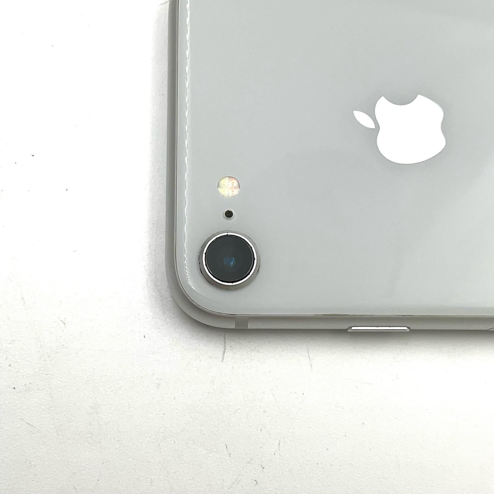 iPhone 8 256GB シルバー docomo SIMフリー - メルカリ