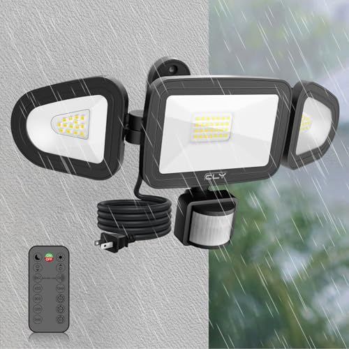 CLY LEDセンサーライト 屋内/屋外使用可 人感センサー LED投光器 42W 昼白色 6500K フラッドライト リモコン操作 自動点灯/消灯 高輝度 4200ルーメン 3灯式 IP66防水仕様 省エネ 明るい 防犯ライト 投光器 ガレージ 庭 玄関ts