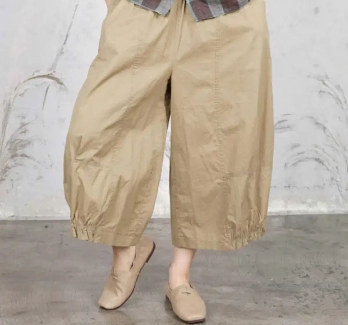 サルエルバルーンイージーパンツ (新品)