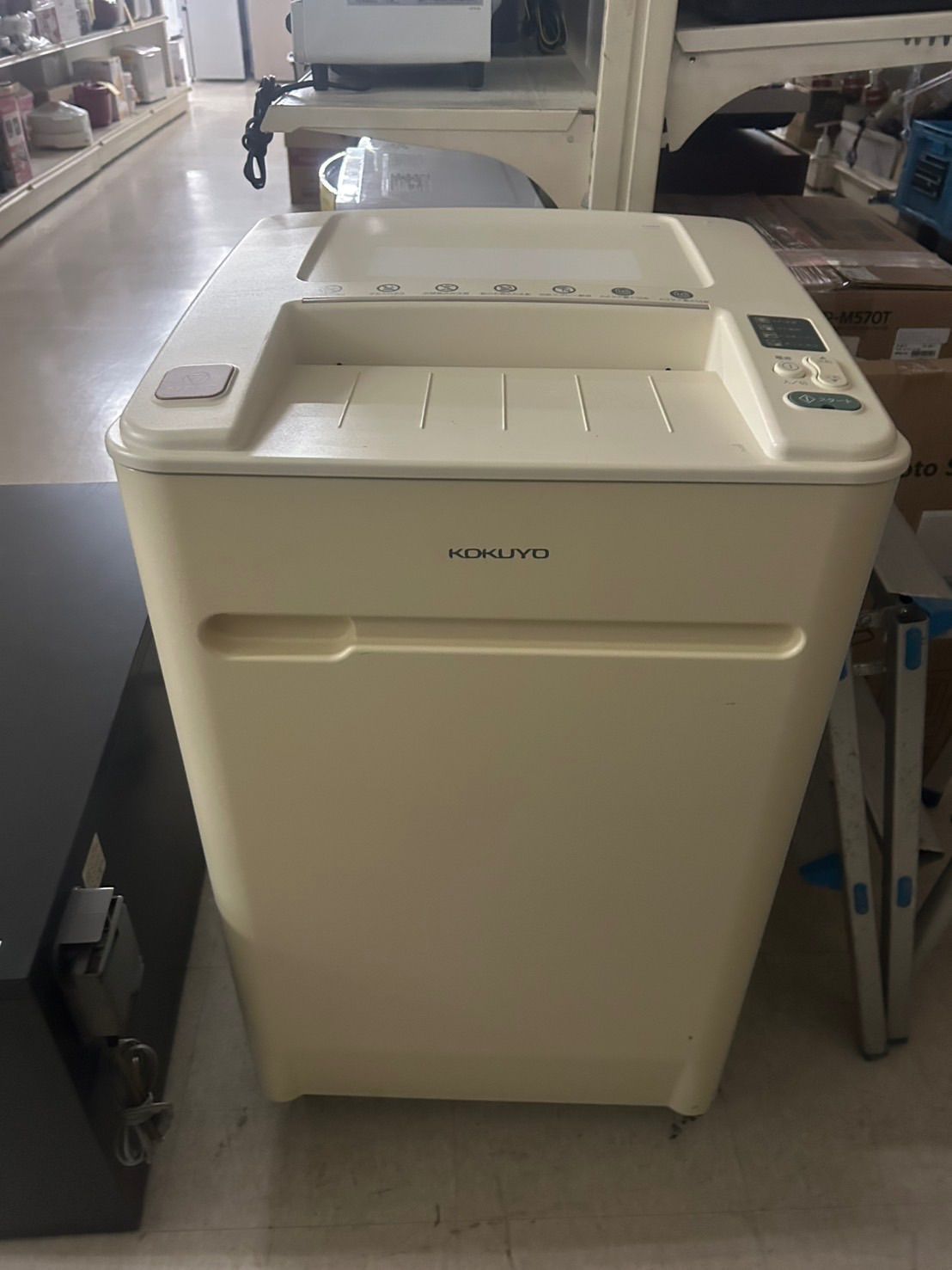 コクヨ　大型　シュレッダー　kps-x710