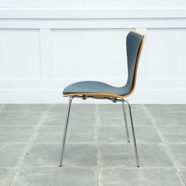 【発送の場合は即購入不可】 正規品 Fritz Hansen セブンチェア 3107 名作 椅子 フロントパディング 北欧 デンマーク アルネ ヤコブセン フリッツハンセン 97066 正規品 Fritz Hansen セブンチェア 3107 名作 椅子 フロントパディング