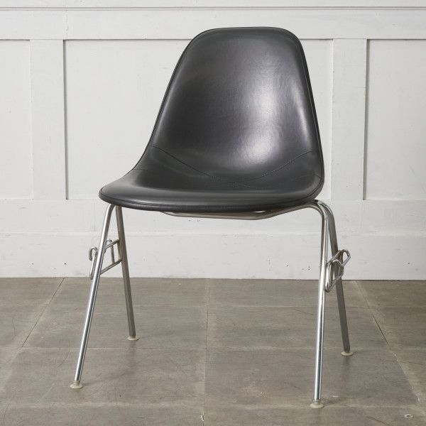 Herman Miller イームズ サイドシェルチェア ヴィンテージ スタッキングベース FRP Eames 椅子 ハーマンミラー ビンテージ 名作 97239 25,138円