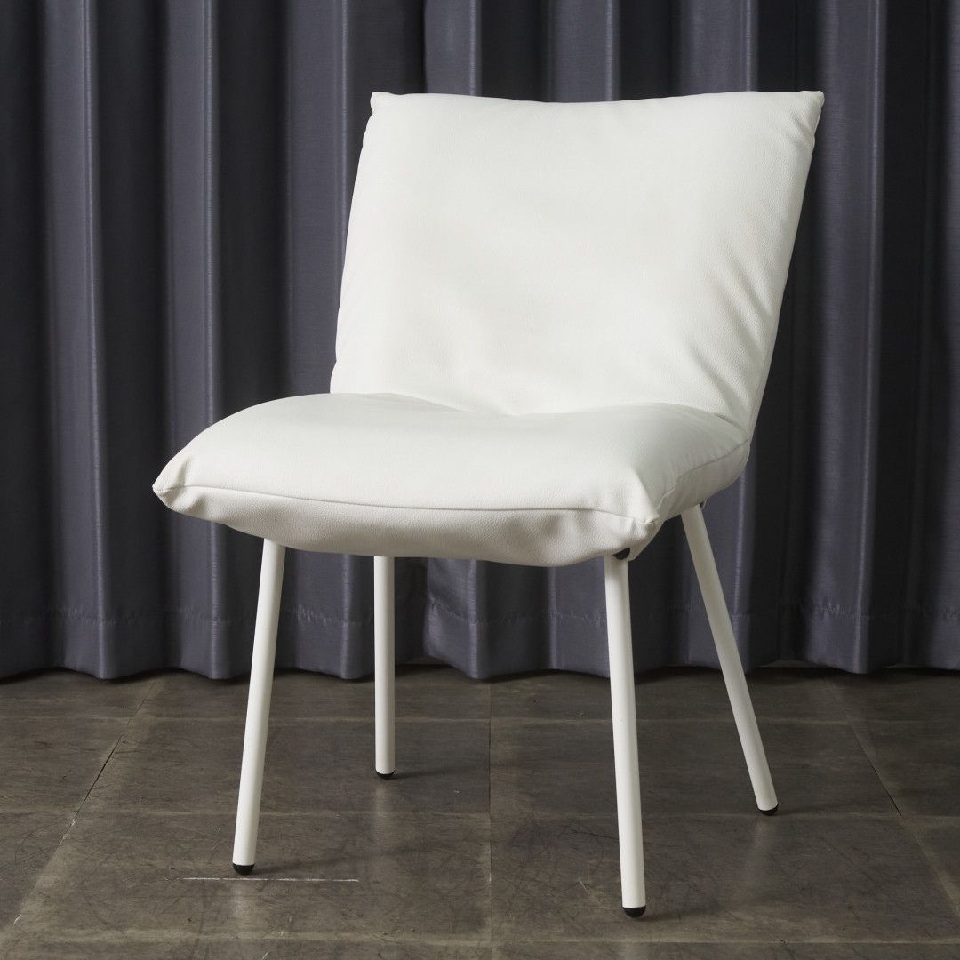 定価10万〜 Ligne Roset Calin スチールレッグ ダイニングチェア 椅子 フランス リーンロゼ カラン サイドチェア モダン 高級 98708 32,247円