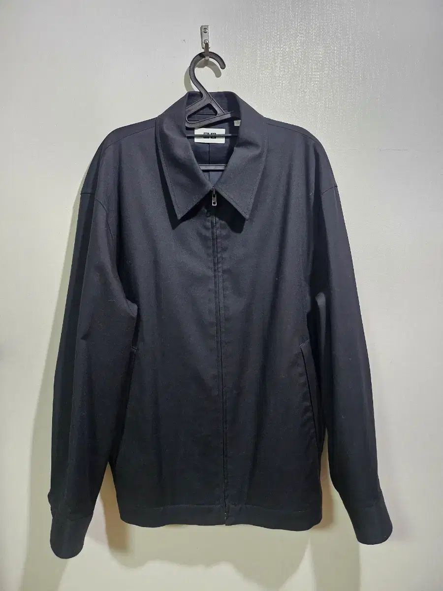 UNIQLO U ブラック ジップアップ ブルゾン ジャケット L