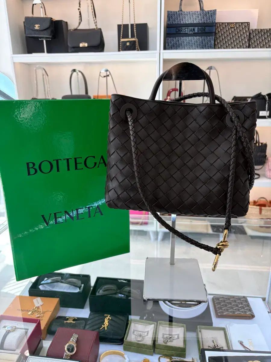 正規品 BOTTEGA VENETA ボッテガ・ヴェネタ アンディアーモ スモール バッグ