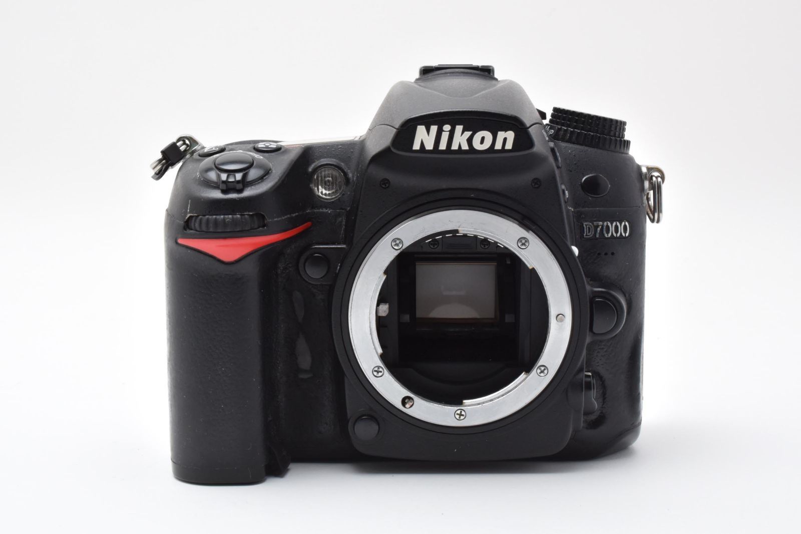 ジャンク　Nikon D7000 デジタル一眼レフカメラ ジャンク》 Nikon ニコン D7000 デジタル一眼カメラ #C260426-05