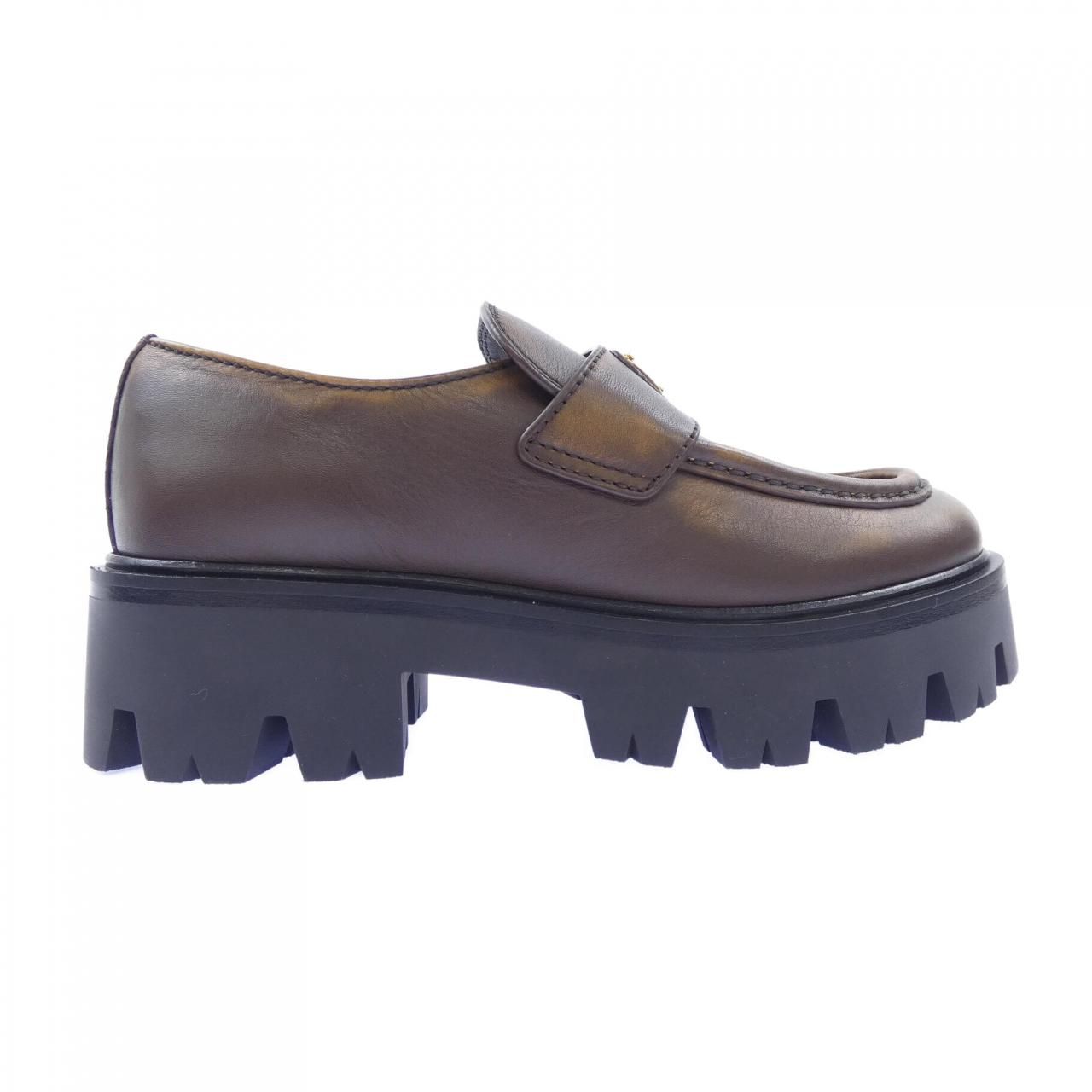 プラダ PRADA ローファー トライアングルロゴ 1D185O シューズ