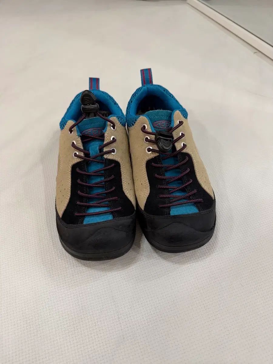キーン KEEN ジャスパー スニーカー