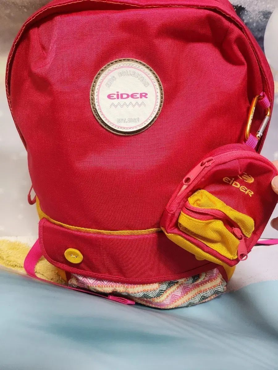 新品 子供 EIDER バックパック ピンク/イェロー BIGパック