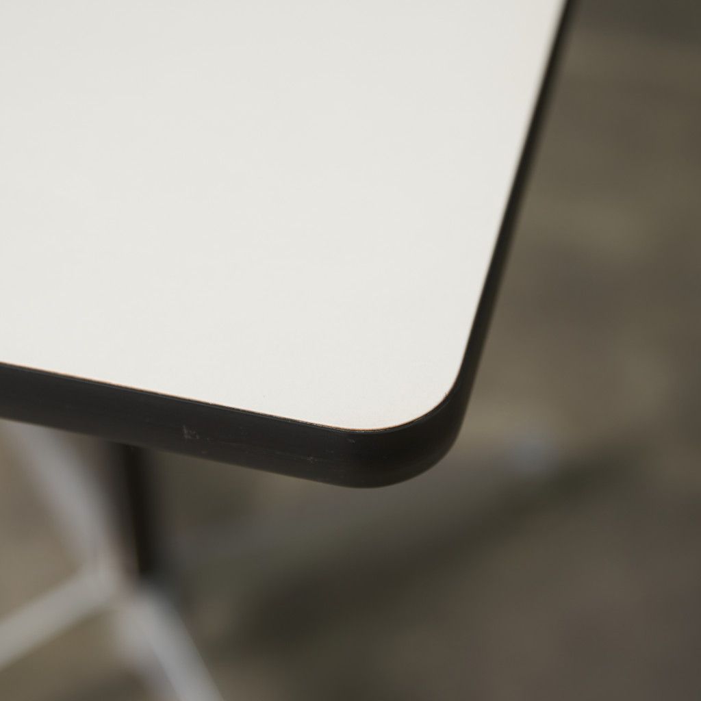 ハーマンミラー Herman Miller コントラクトベース テーブル イームズ