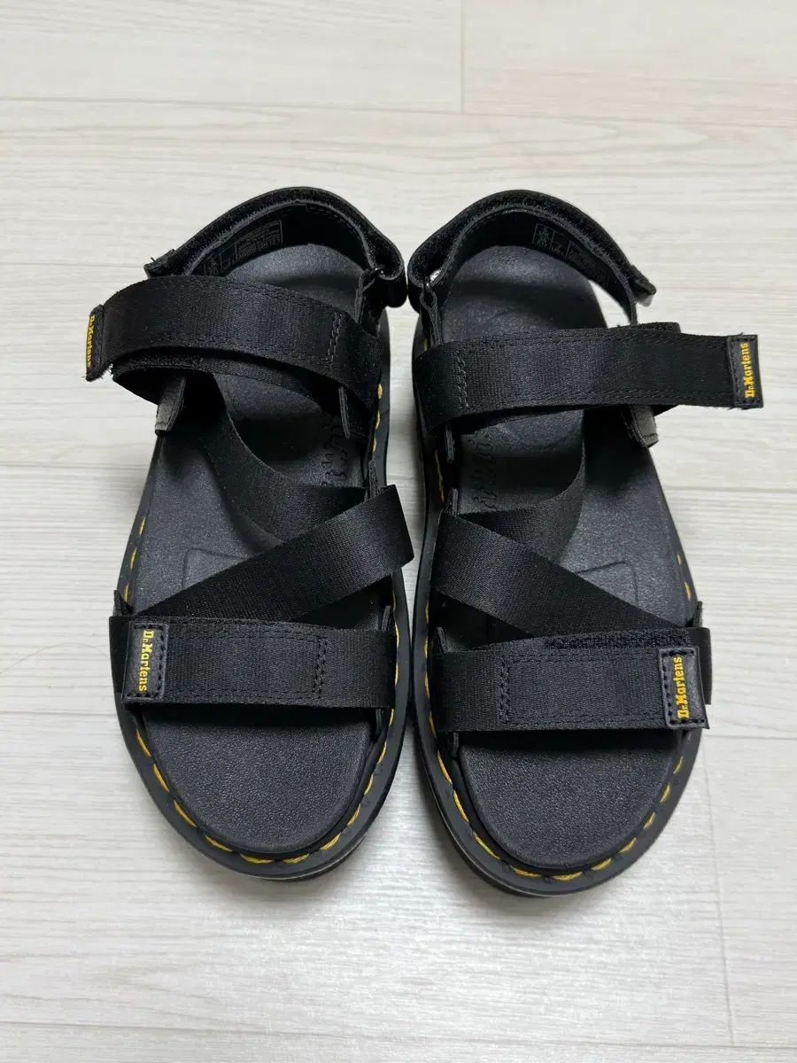 DR. MARTENS ドクターマーチン キンバー II 240 新品