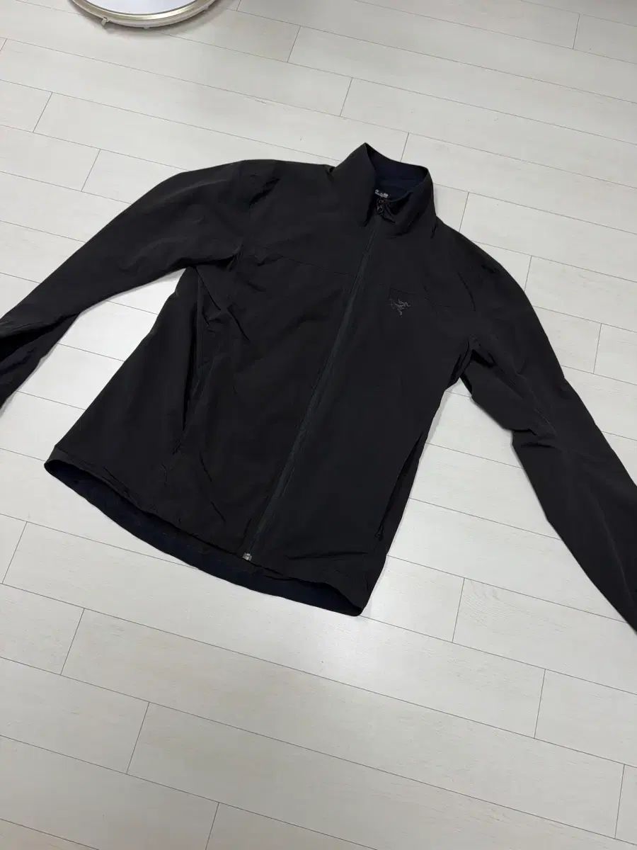 ARC'TERYX アークテリクス GAMMA(ガンマ) ジャケット ライトウェイト M サイズ 傷なし 写真