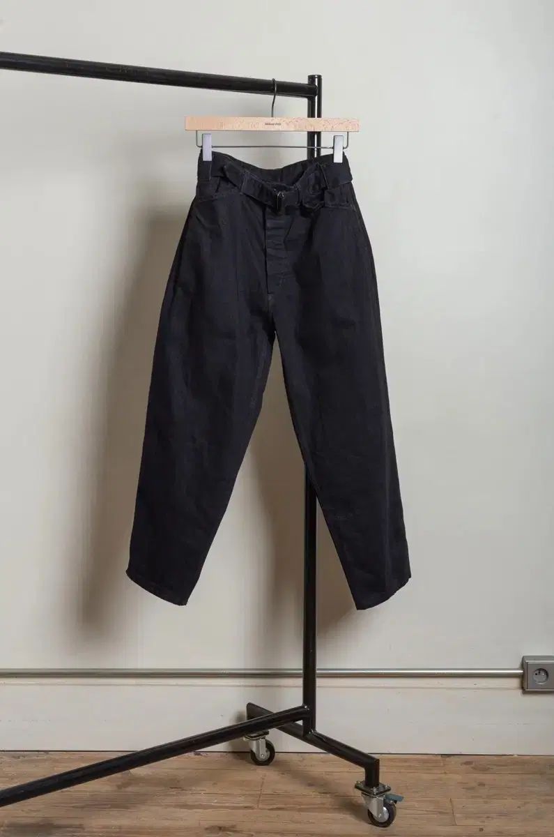コモリ 25aw デニム ベルト付き パンツ 1