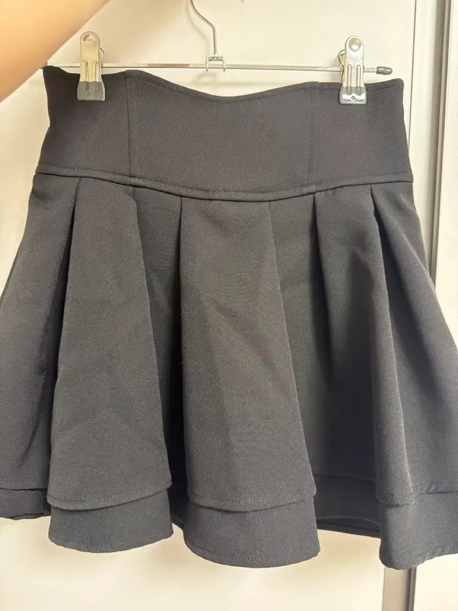 ミシェルマカロン ブラック xs スカート