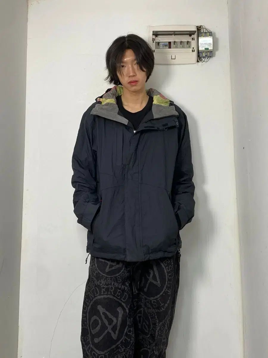 QUIKSILVER(クイックシルバー) ブラック ウィンドブレーカー M