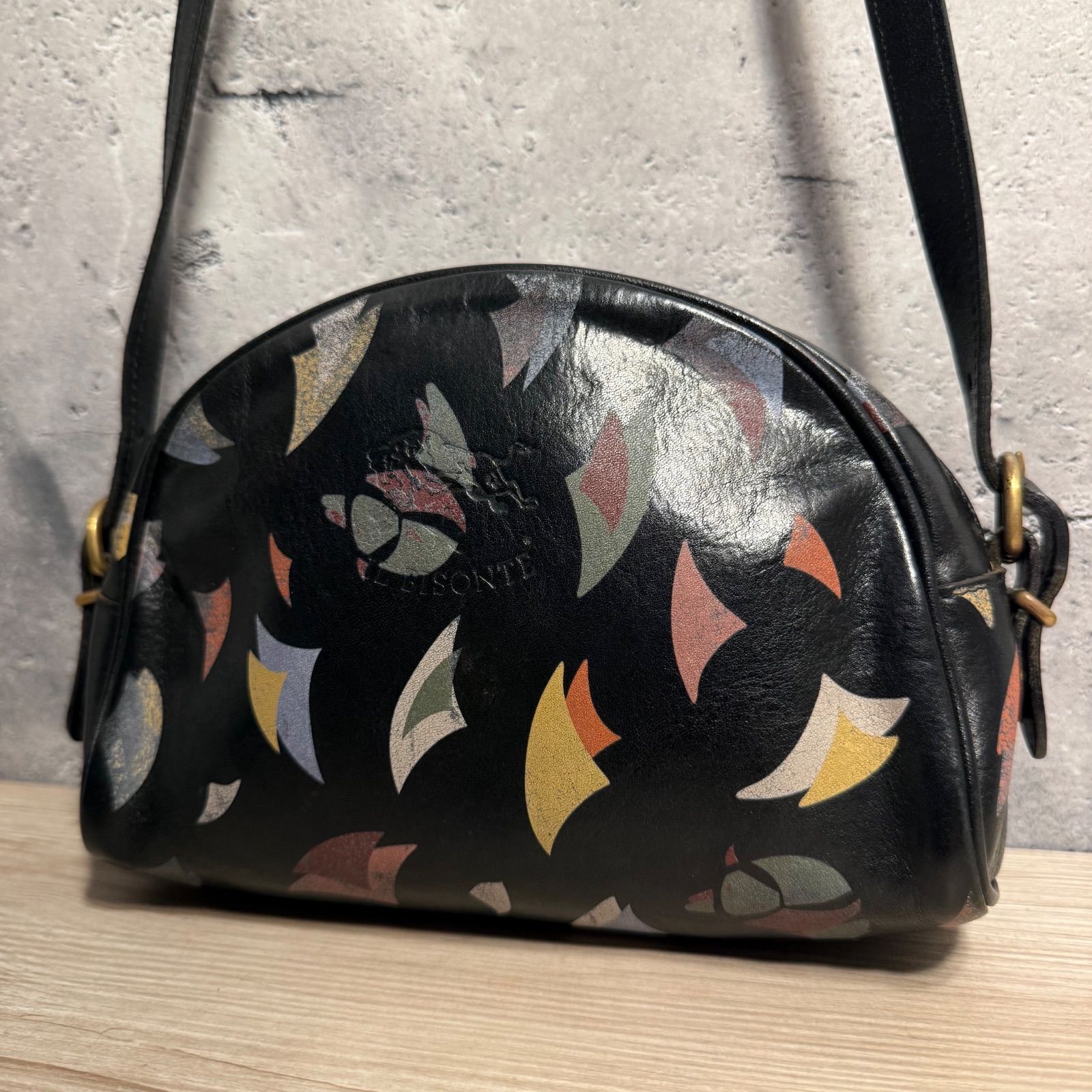 ✨O4-942 IL BISONTE 日本限定 ワニーコレクション レザー ショルダー 
