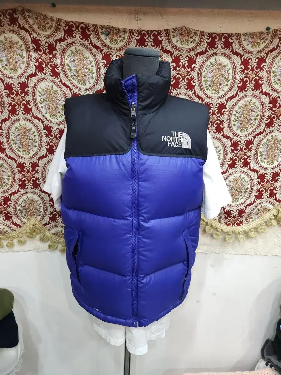 THE NORTH FACE ザノースフェイス 700 パープル グース Nuptse(ヌプシ) ダウン ベスト