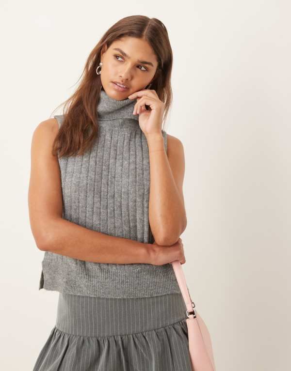 ヴィラ レディース アウター ニット・セーター ハイネック リブ ベスト ニット Vila ribbed high neck sleevless knit vest in dark Medium gray melange グレー