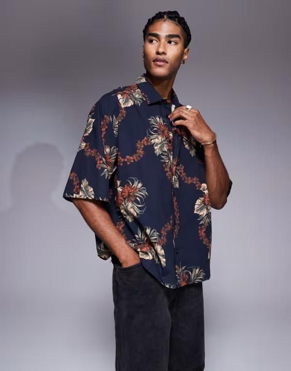エイソス メンズ トップス シャツ フラワー柄 プリント フラワー ASOS DESIGN boxy oversized shirt with floral print and BROWN ブラウン