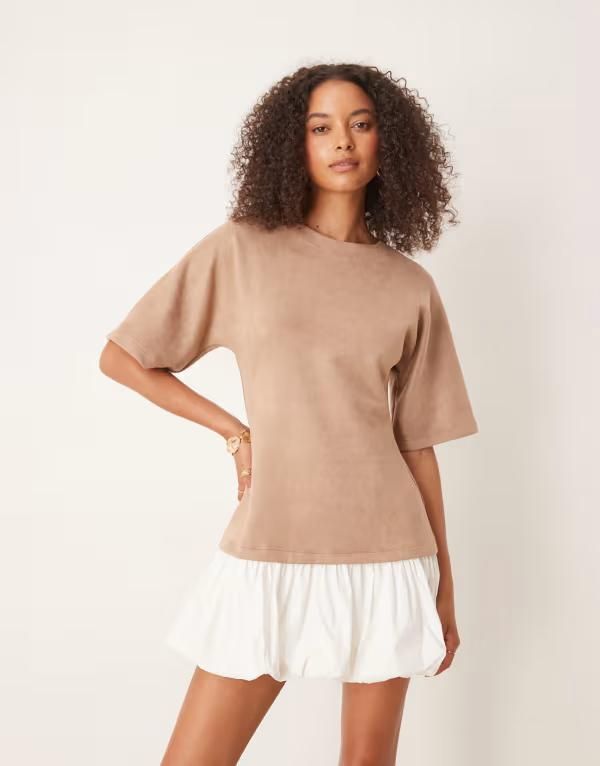 エイソス レディース トップス ワンピース ミニワンピース ミニ Tシャツ スエード ASOS DESIGN suedette tshirt mini dress with bubble hem in camel CAMEL キャメル 14,610円
