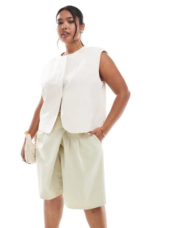 エイソス レディース ボトムス ハーフパンツ・ショーツ ショートパンツ ASOS DESIGN Curve tailored longline utility shorts in pistachio Pistachio 8,036円