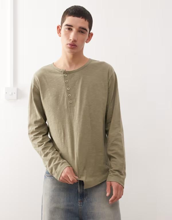 コルージョン メンズ トップス Tシャツ COLLUSION Distorted brown henley Tshirt BROWN ブラウン
