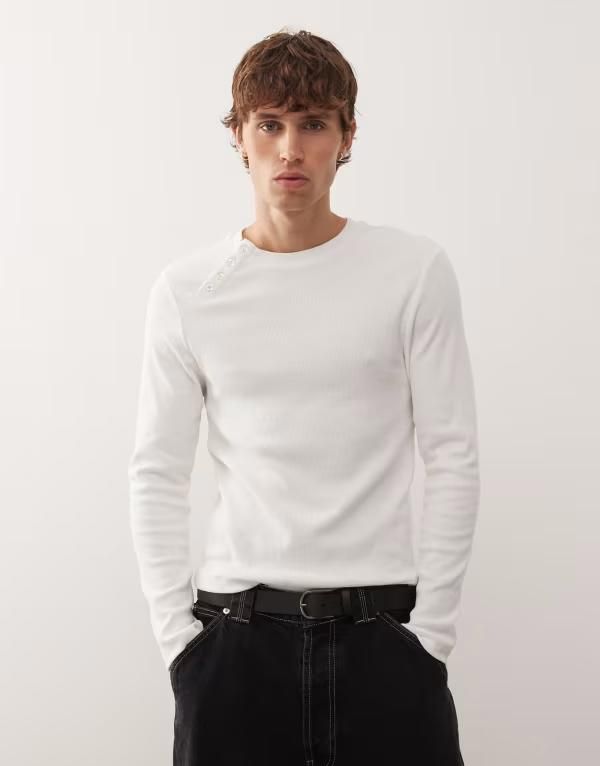 コルージョン メンズ トップス Tシャツ アシンメトリー COLLUSION long sleeve henley top with asymmetric buttons in cream CREAM クリーム