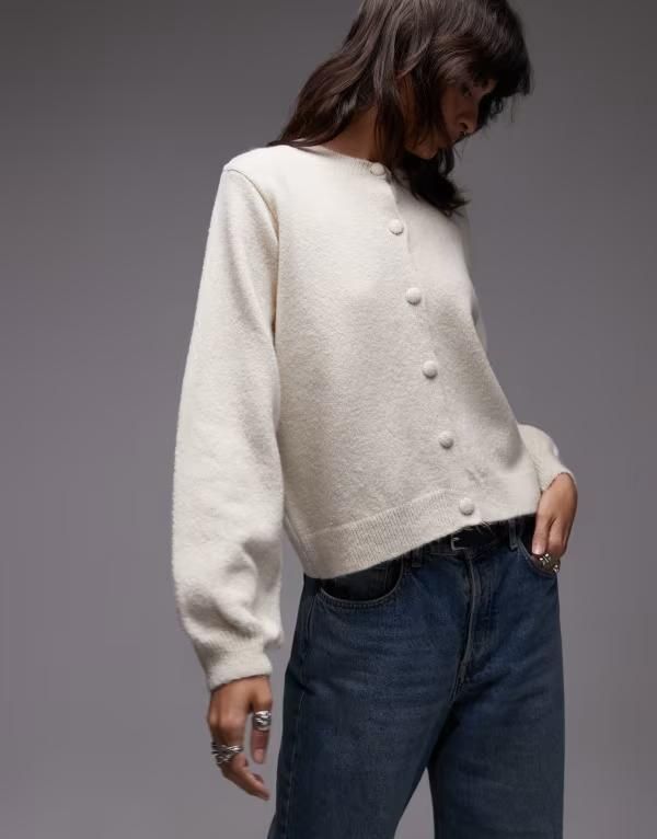 エイソス レディース アウター カーディガン ニット ASOS DESIGN fluffy knit cardigan with blouson sleeve detailing in cream Cream クリーム