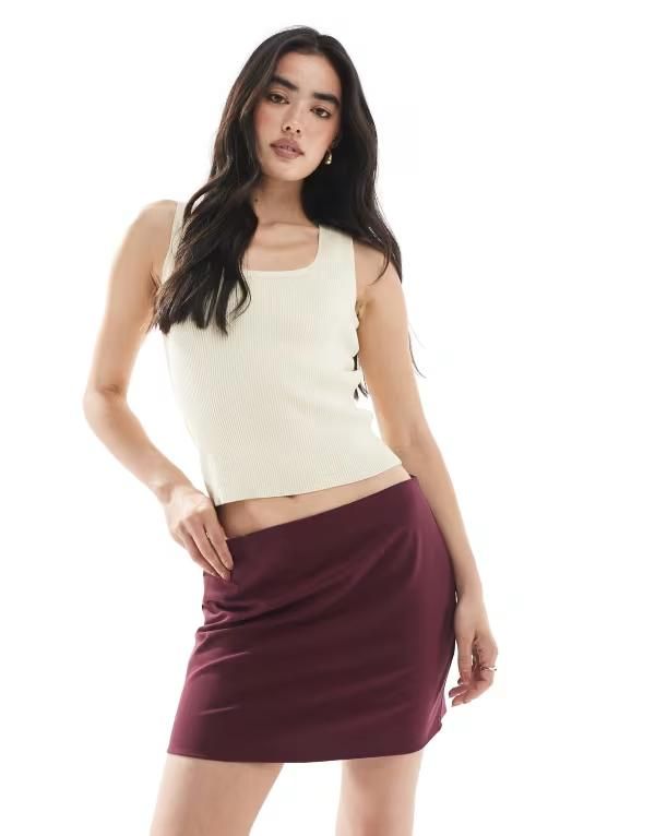 ミスセルフフリッジ レディース ボトムス スカート ミニ Miss Selfridge tailored mini skirt in fig Fig