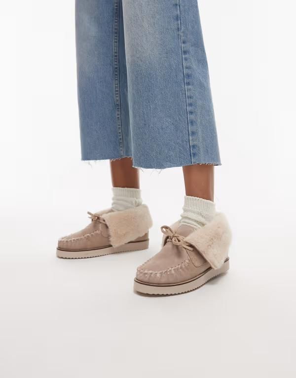 ブロンクス レディース シューズ スリッポン・ローファー スエード レース ローファー Bronx fluffy detail lace up loafers in suede oatmilk Oatmilk